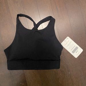 Extra small black Fabletics Sports Bra